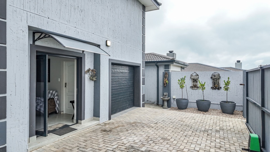 3 Bedroom Property for Sale in Dana Bay Western Cape